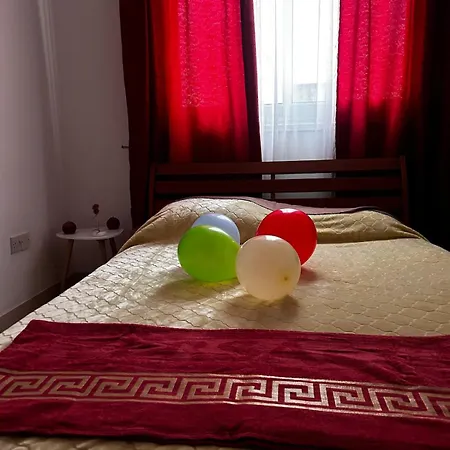 Апартаменты Makenzy 2 Bedrooms For Rent