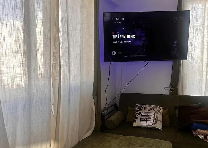 アパート Makenzy 2 Bedrooms For Rent ラルナカ