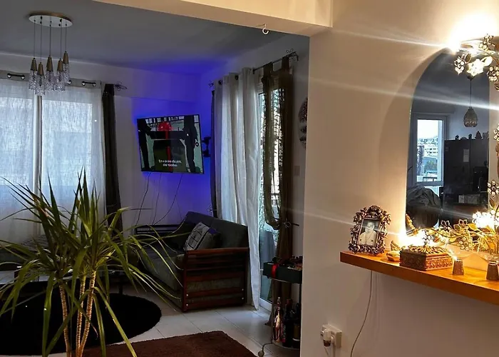 アパート Makenzy 2 Bedrooms For Rent